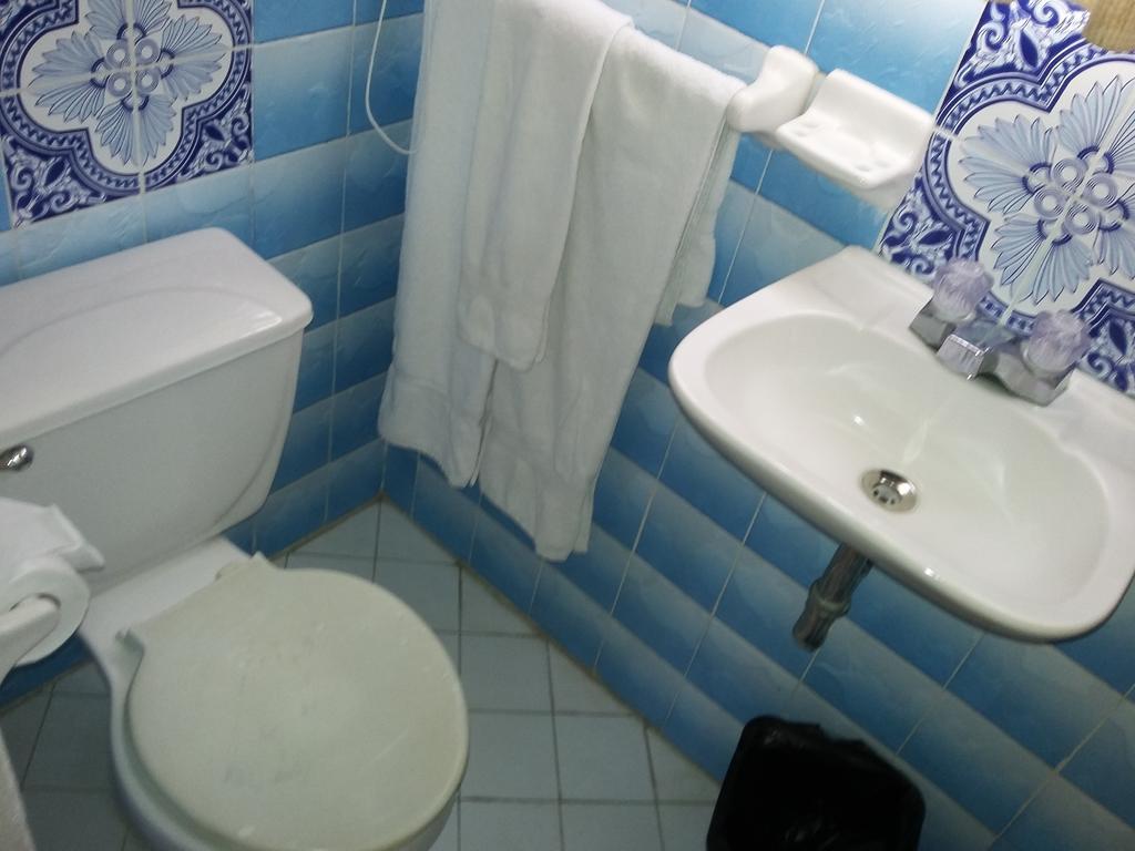 Hotel Santa Clara Antigua Quarto foto